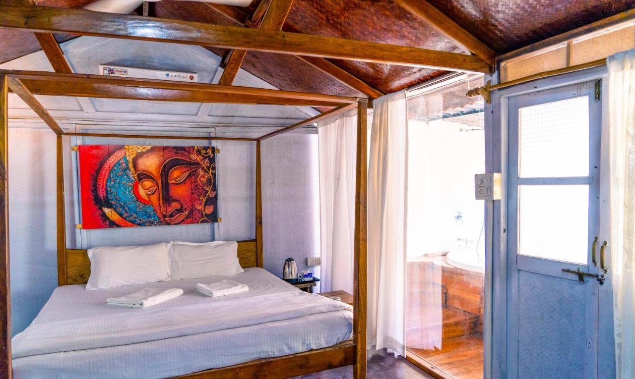 Village Susegat Beach Resort Morjim Exterior foto