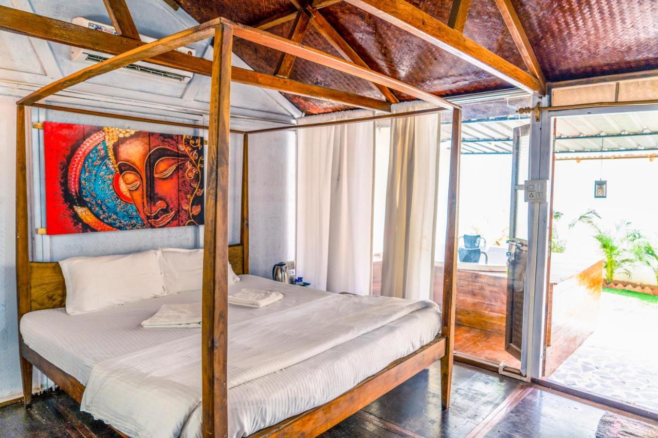 Village Susegat Beach Resort Morjim Exterior foto