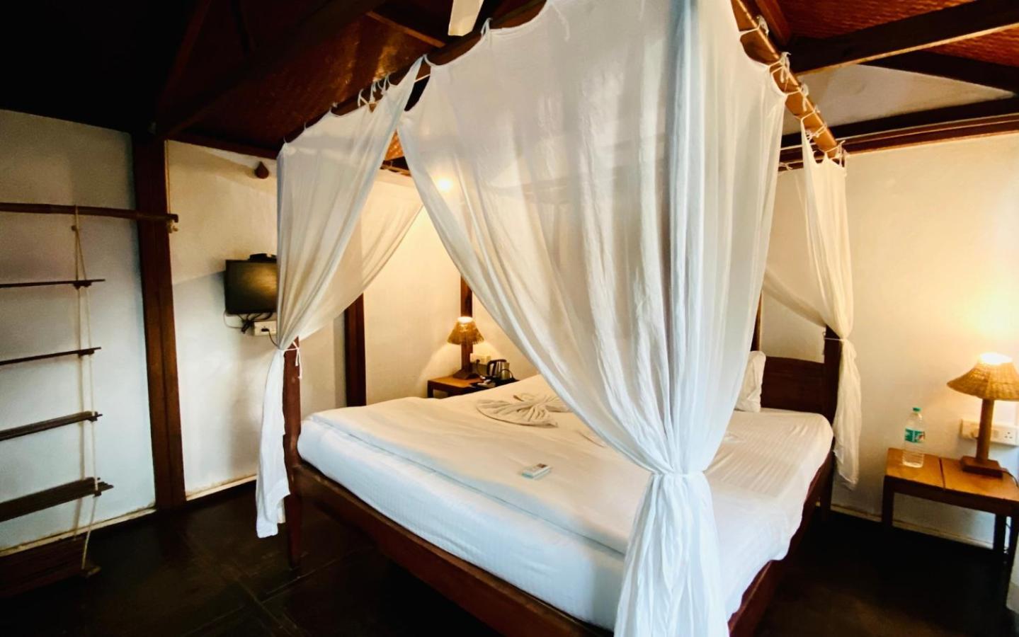 Village Susegat Beach Resort Morjim Exterior foto