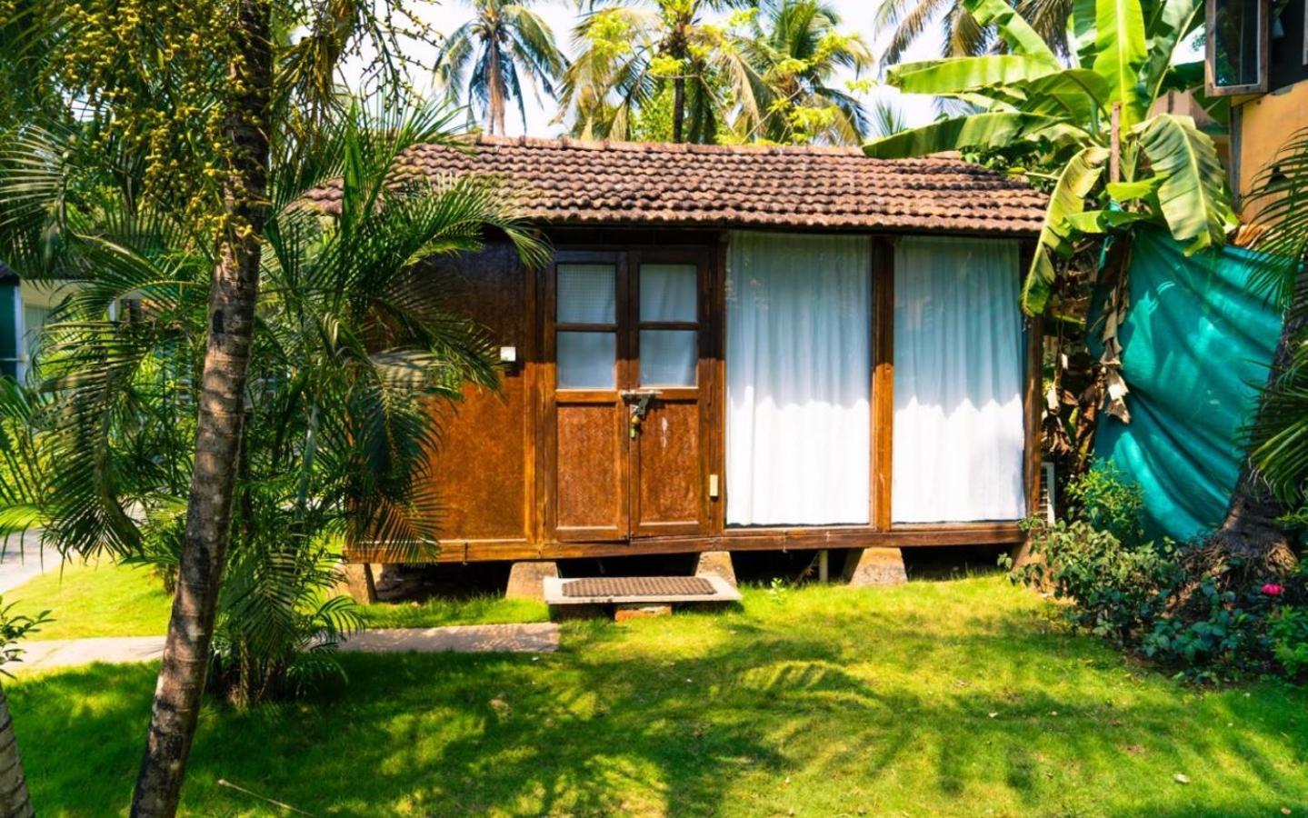 Village Susegat Beach Resort Morjim Exterior foto