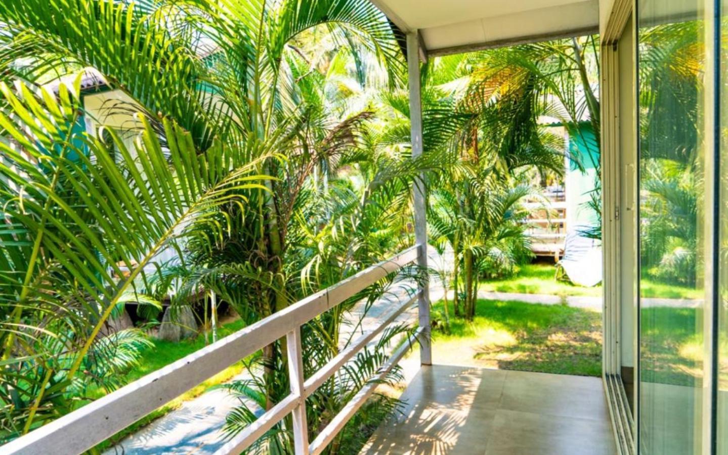 Village Susegat Beach Resort Morjim Exterior foto