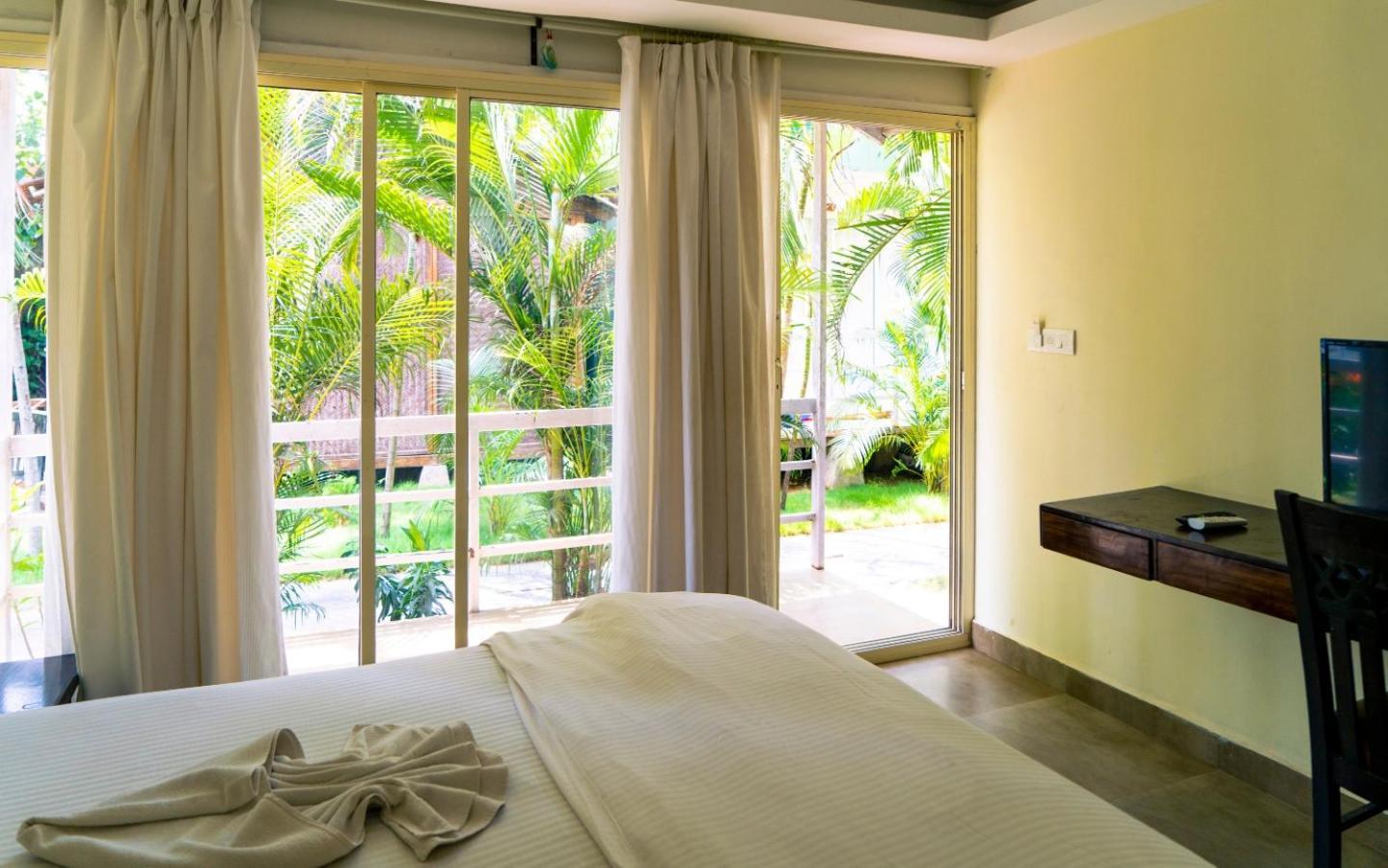 Village Susegat Beach Resort Morjim Exterior foto